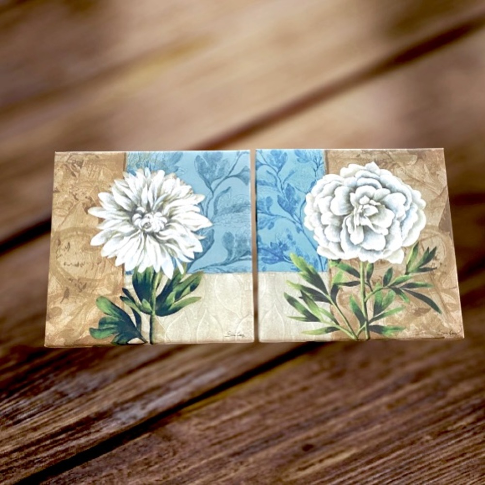 Canvas floral prints bundle of two